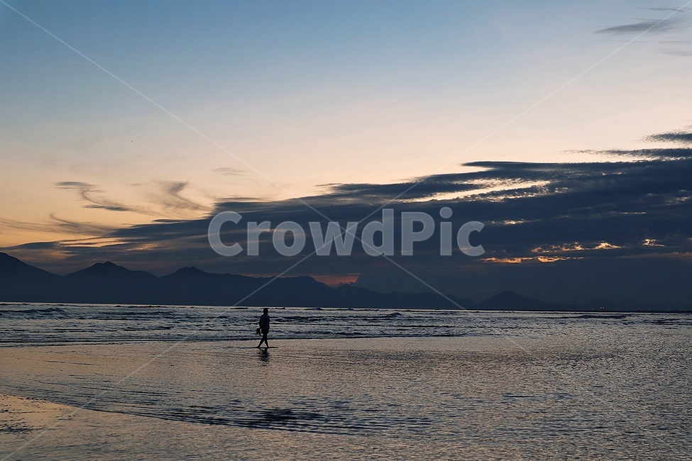 sky,nature,Dadaepo Beach,cloud,ocean,person,background,sunset,sight,silhouette,human