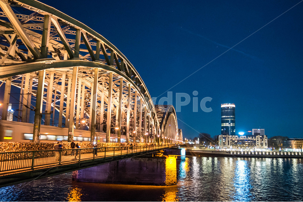 밤,야경,쾰른,강,마인강,다리,night,view,nightview,river,meinriver,밤하늘,도시의밤,도시,city,야경,밤,풍경,nightscape,night,landscape,architecture,건축물,building,건물,water,물