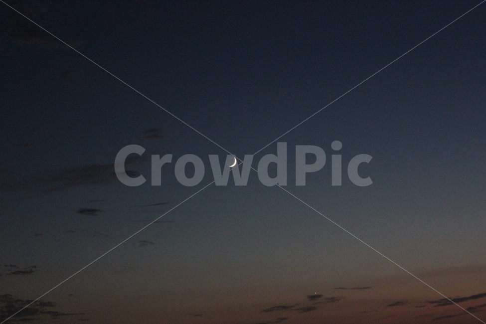 하늘,스카이,해질녘,노을,구름,달,석양,하늘색,칼라,색감,야경,감성,nightview,sky,sunset,cloud,skyblue,blue,moon,color,colorful,nature,자연,풍경,landscape,scenery,cityscape,자연,풍경,nature,landscape,야경,밤,nightscape,night,outdoors,옥외