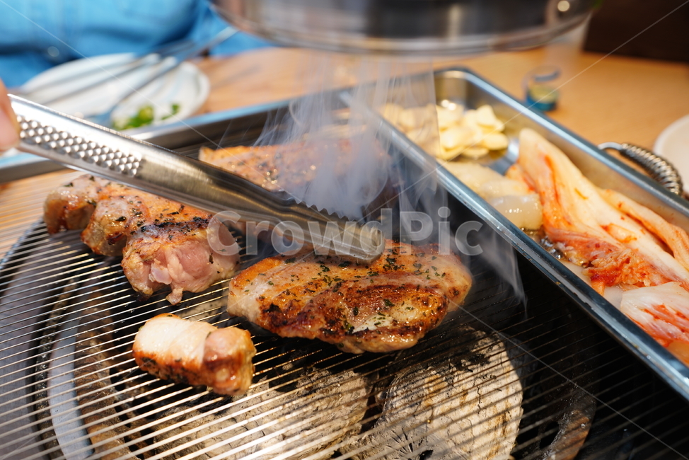 고기,삼겹살,안주,식사,육식,육류,돼지고기,먹거리,먹방,음식,한식,food,구이
