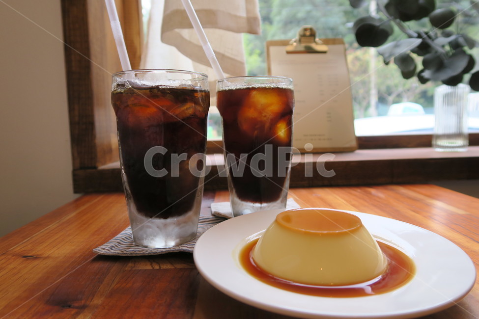 카페,아이스아메리카노,드립커피,푸딩,여유,음식,식재료,요리,food,cook,meal,dishes,food reserves,디저트,간식,후식,dessert,snack,커피,카페,coffee,cafe