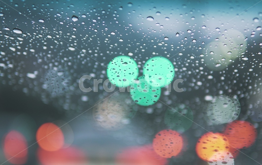 Waiting for the signal,The rainy season,bokeh,Rainy Day,Traffic Light,raindrop