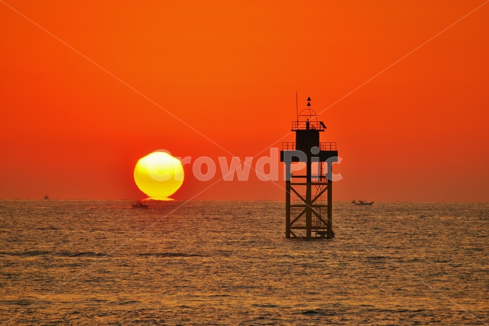 일출,동명항,오메가,바다,풍경,자연,풍경,nature,landscape,등대,lighthouse,실루엣,그림자,silhouette,shadow,architecture,건축물,building,건물,tower,탑