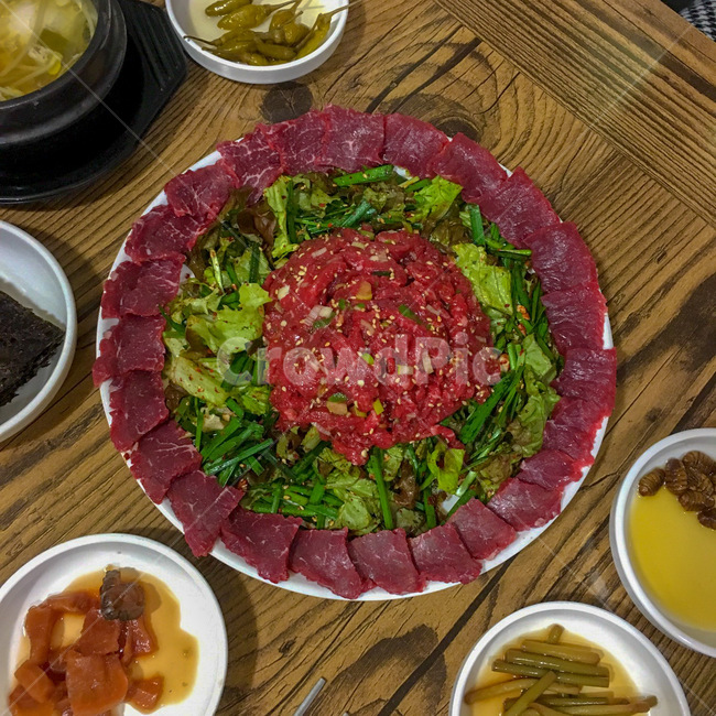 육회,뭉티기,음식,안주,육회뭉티기,food