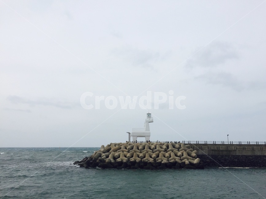 제주도,이호태우해변,풍경,자연,바다,nature,ocean,등대,lighthouse,outdoors,옥외,land,땅,shoreline,해안선,water,물,대양,sea,coast,연안