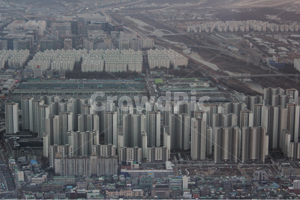 키워드	도심,한국,대한민국,도로,길,찻길,건물,항공촬영,탑뷰,항공뷰,저녁,아파트,빌딩,집,하우스,서울,겨울,도시,고층빌딩,빌딩숲,한국도시풍경,한국도시경관,korea cityscape