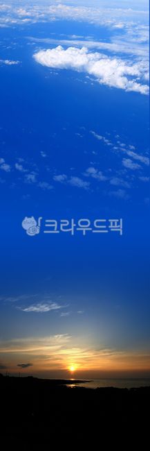 Vertical banner,sun,cloud,rock,Beach,Banner output,Banner printing,sky,actual print,banner,Dusk,seaside rock,Korean meaning,horizon,korea,Banner design,Banner Design,ocean,sunset,waterfront,Sunrise