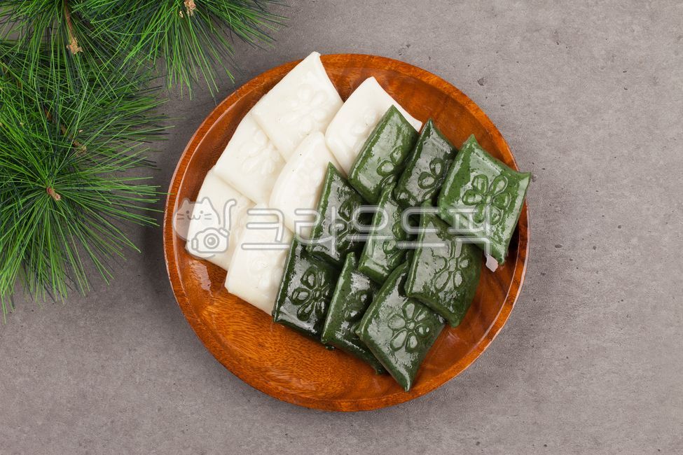 떡,쑥떡,음식,절편,초록색,흰색,쌀,먹거리,후식,디저트,명절