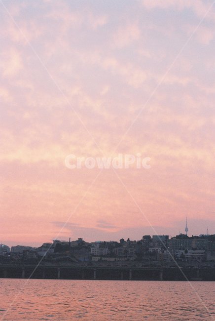 하늘,sky,필름,필름사진,film,filmphoto,한강,풍경,구름,해질녘,노을,도시,풍경,city,landscape,한국도시풍경,한국도시경관,korea cityscape,scenery,nature,자연,outdoors,옥외,경치