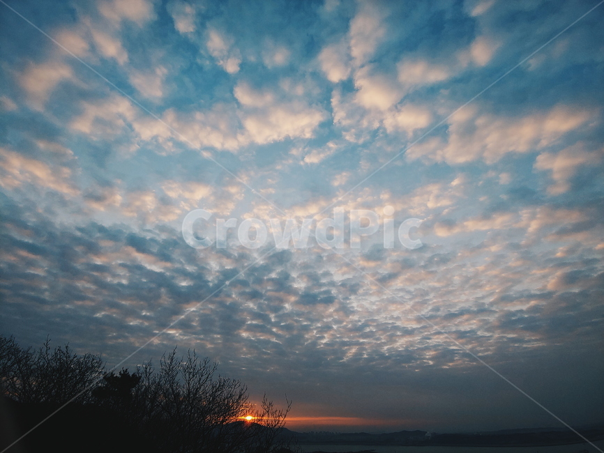 일출,sunrise,붉은하늘,새벽,redsky,sky,nature,자연,outdoors,옥외,하늘,구름