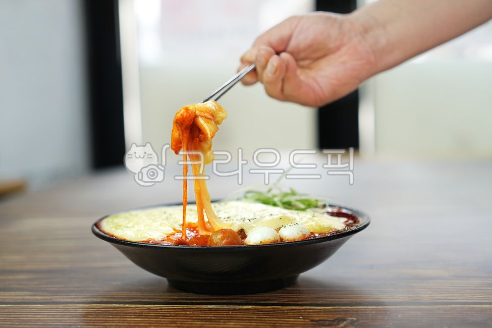 치즈떡볶이,떡볶이,분식,국물떡볶이,치즈폭탄떡볶이,한식,식사,젓사락샷,간식,매콤떡볶이,매운음식,밀떡볶이,야식,빨간맛,젓가락