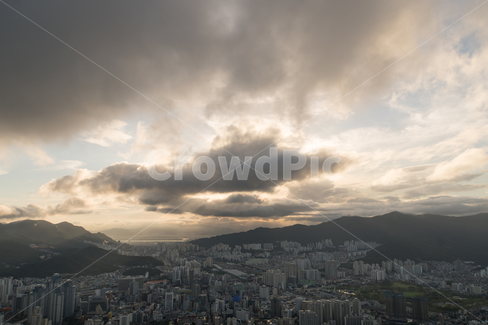 하늘,구름,산,도시,일몰,도시,풍경,city,landscape,한국도시풍경,한국도시경관,korea cityscape,경치,outdoors,옥외,nature,자연,scenery,aerial view,조감도,town,metropolis,중심지,building,건물,시티,urban,어반
