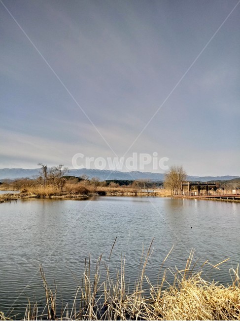 water,nature,outdoors,배경화면,겨울,호수,lake,산맥,백두대간,background,wallpaper,moutains,mountainsrange,자연,풍경,nature,landscape