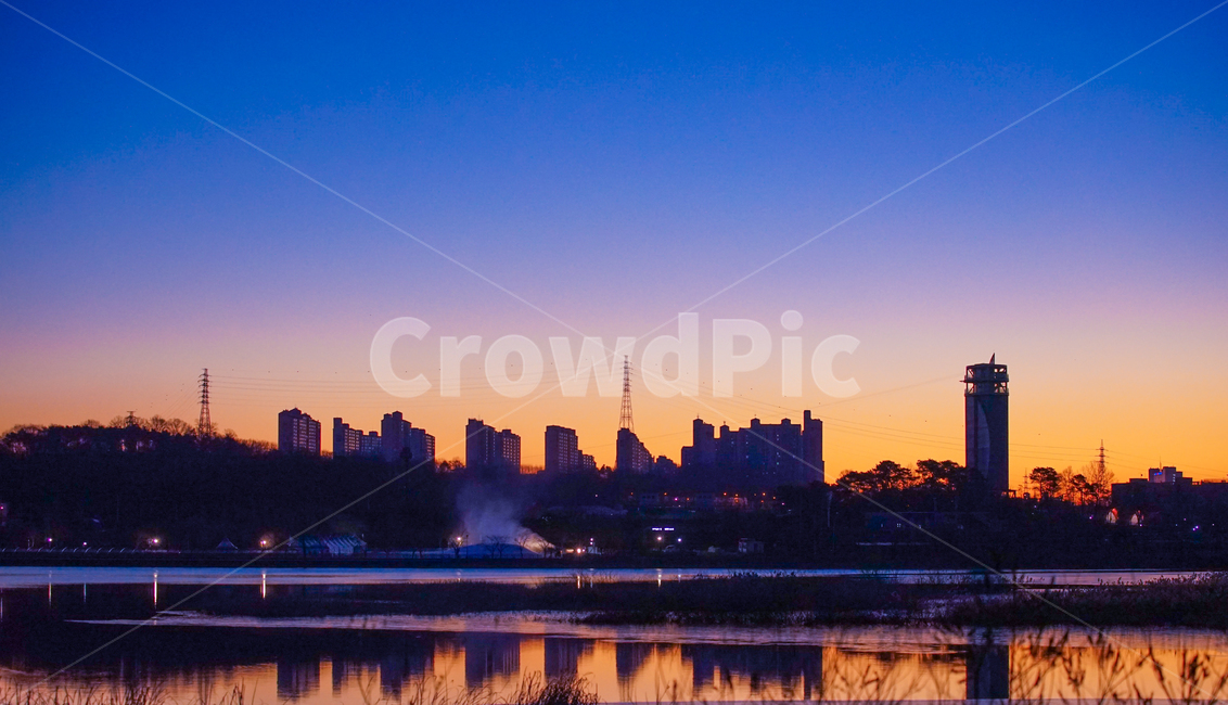 호수,여명,해돋이,일출,구름,하늘,감성,새벽,반영,투영,풍경,야경,밤,풍경,nightscape,night,landscape,도시,city,한국도시풍경,한국도시경관,korea cityscape,nature,자연,silhouette,실루엣,outdoors,옥외,dawn,red sky,붉은 하늘,dusk,황혼,sunset,일몰,sky