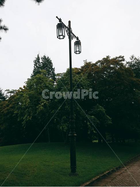 가로등,streetlamp,streetlight,먹구름,하늘,sky,darkclouds,lamppost,램프포스트