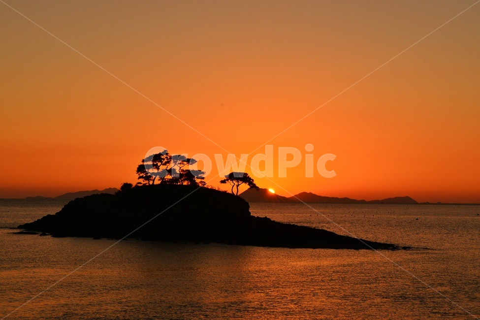 light,빛,flare,플레어,nature,자연,outdoors,옥외,water,물,shoreline,해안선,sea,바다,sunlight,햇빛,redsky,붉은하늘,sunset,일몰,dusk,황혼,sky,하늘,부안,솔섬,솔섬일몰,해넘이