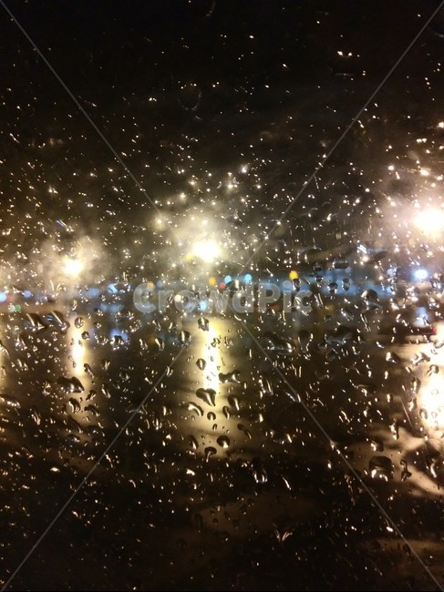 비,rain,김해공항,비오는저녁,창문