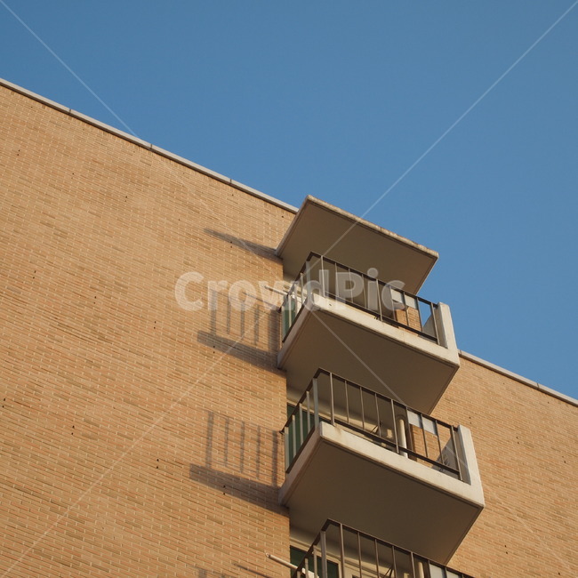 발코니,베란다,일몰,기숙사,빛,건축물,건물외관,exterior,building,structure,architecture,construction