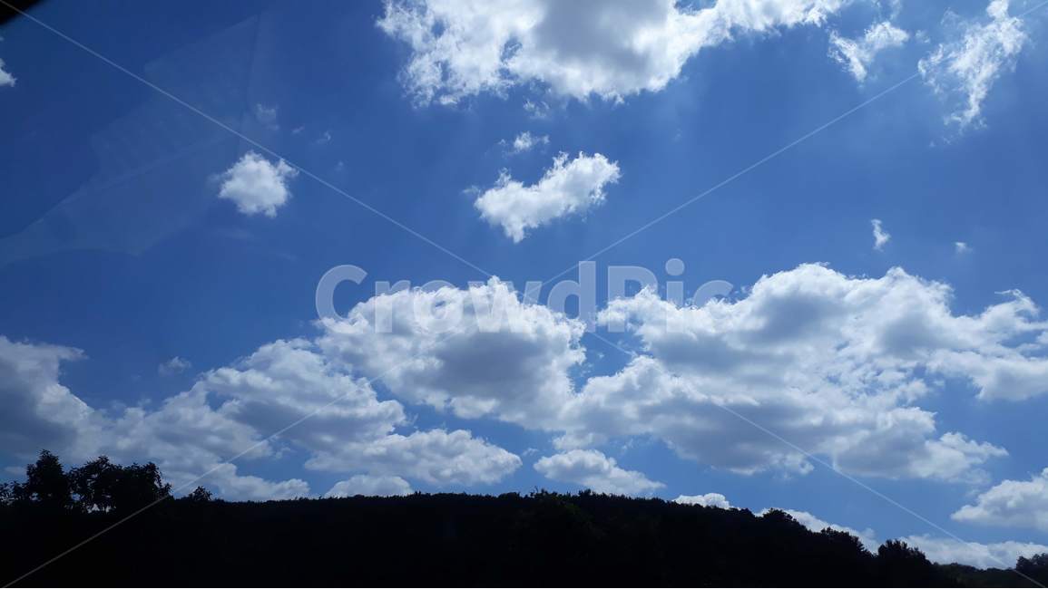 하늘,sky,파랑,blue,구름,cloud,white,배경,backgroud,야외,outdoor,nature,자연,한국,korea,휴가,vacation,자연,풍경,nature,landscape,outdoors,옥외,azure sky,푸른 하늘