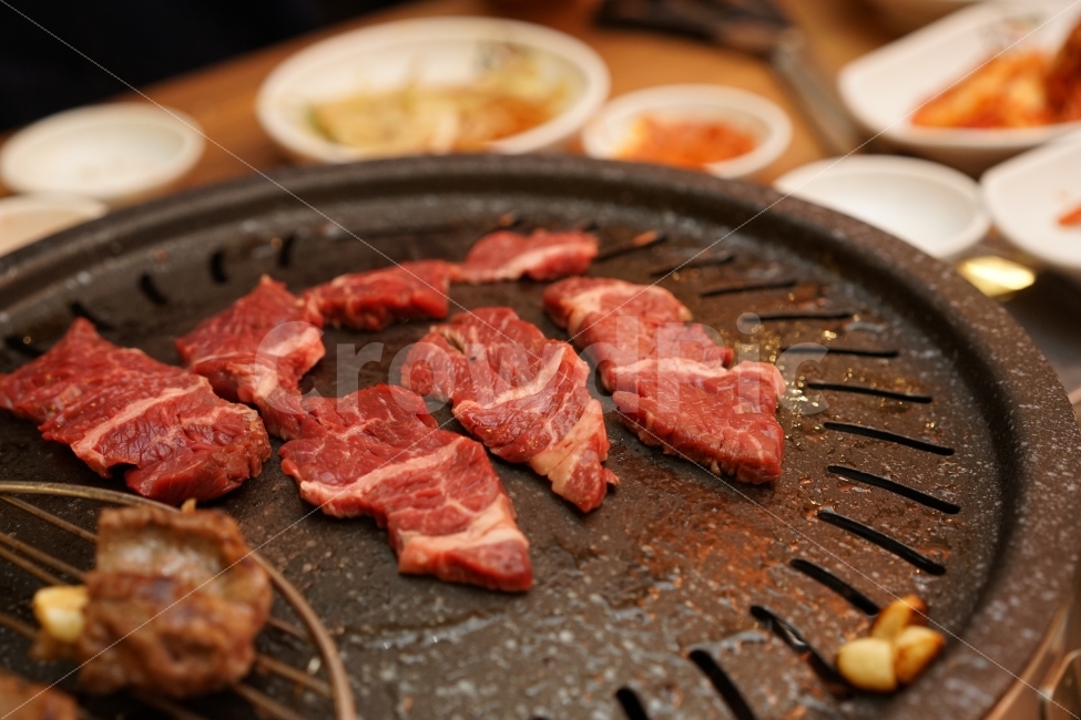 식사,고기,소고기,술자리,모임,육류,소,먹방,푸드,구이,만남,육즙,육질,맛집,풍미,한끼,한잔,토시살,식욕,음식,식재료,요리,food,cook,meal,dishes,food reserves,육류,고기,meat,한식,한국음식,한국요리,korean food,korean dishes,korean meal,korean cook