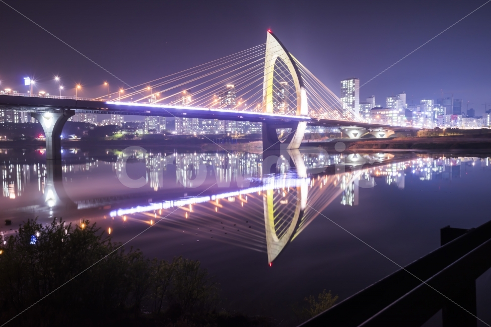 세종시,야경,한두리대교,금강,장노출,반영,reflection,풍경,landscape,도시,풍경,city,landscape,야경,밤,nightscape,night,building,건물,urban,어반,시티,metropolis,중심지,town,bridge,다리