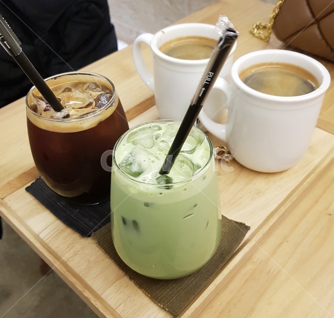 라떼,카페,음료,4,미팅,latte,cafeteria,meeting,coffeehouse,coffee