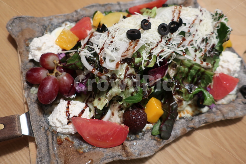 리코타,치즈,샐러드,피자,이탈리안,레스토랑,음식,요리,토마토,야채,채소