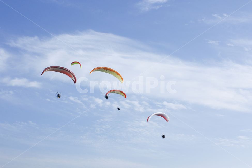 패러글라이더,하늘,스포츠,레져,레저활동,leisureactivities,모험,adventure,단체,스포츠,레저,운동,sports,leisure,exercise