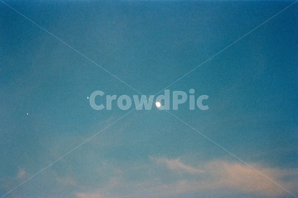 낯달,저녁,저녁하늘,달,하늘,풍경,자연,어스름,노을,자연,풍경,nature,landscape,야경,밤,nightscape,night,outdoors,옥외