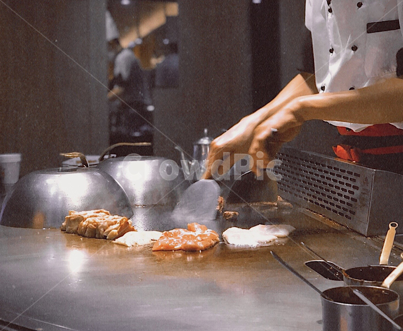요리사,food,restaurant,식당,철판,요리,cooking,hands,주방,키친,부엌,주방용품,요리도구,kitchen,kitchenware,cookroom,cookingutensil,음식,식재료,요리,food,cook,meal,dishes,food reserves