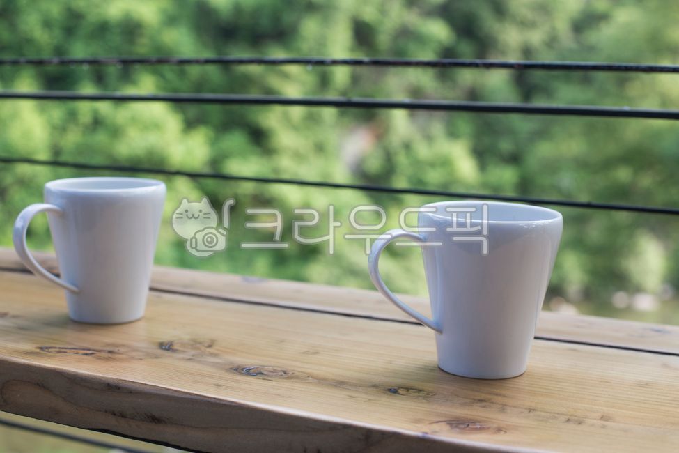 커피,카페,아메리카노,머그컵,컵,하얀컵,옥외,두잔
