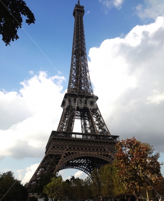 프랑스,파리,에펠탑,프랑스상징,하늘,구름,여행,landmark,france,pari,sky,cloud,nature,view,theEiffelTower,scenery,랜드마크,landmark,tourist attraction,해외,외국,세계,foreign,oversea,world,세계랜드마크,해외랜드마크,외국랜드마크,world landmark,world tourist attraction,building,건물,architecture,건축물,tower,탑,steeple,뾰족한 탑,spire,첨탑