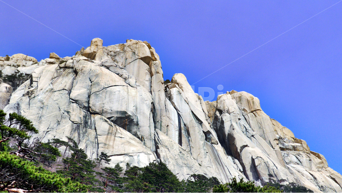 설악산,산사진,등산,mountain,등산로,돌산,자연,풍경,nature,landscape,한국자연풍경,한국자연경관,korea nature landscape,outdoors,옥외,cliff,낭떠러지