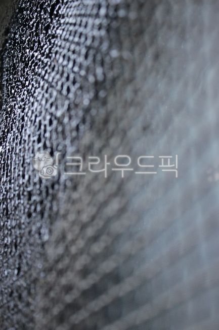 철조망,찌든때,기름때,먽,낡은