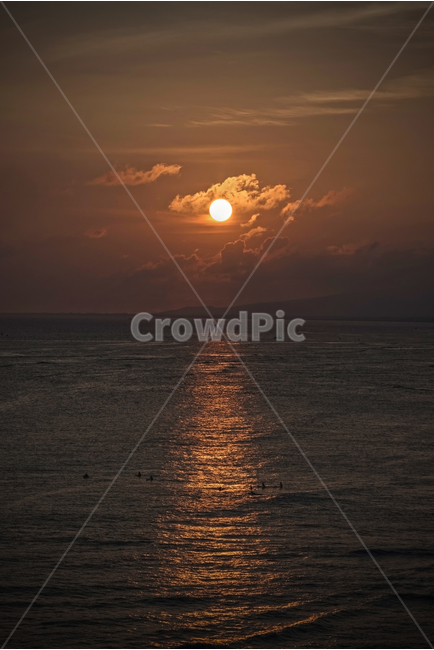 하와이,일몰,태양,와이키키,구름,바다,석양,서핑,파도,자연,풍경,nature,landscape,sunlight,햇빛,outdoors,옥외,sky,하늘