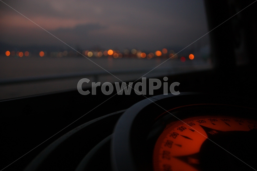 항해,나침반,배,선박,바다,야경,밤,풍경,nightscape,night,landscape,compass