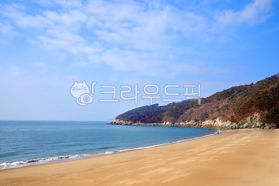 대이작도,바다,해변,푸른하늘,파란바다,푸른바다,모래해변,백사장,하늘,인천섬,해수욕장,작은풀안해수욕장,모래사장,아웃도어,야외,섬,daeijakisland,sea,bluesky,bluesea,whitesandbeach,sky,incheonisland,beach,smallpoolanbeach,sandbeach,outdoor,island