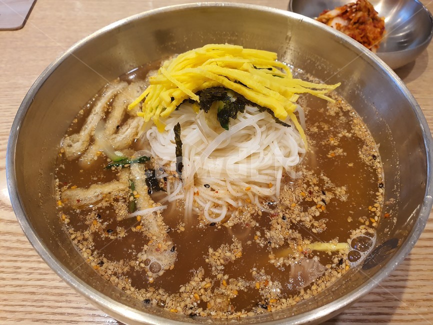 잔치국수,음식,요리,국수요리,food,국수,멸치국수,국물음식,겨울음식,음식,식재료,요리,food,cook,meal,dishes,food reserves