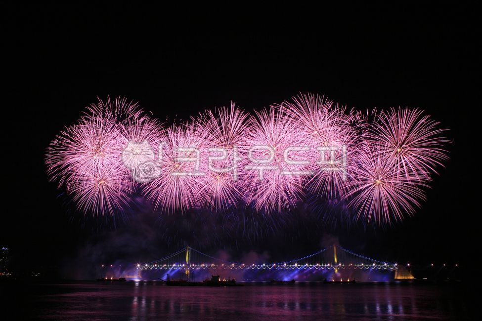 Busan Festival,fireworks night view,Fireworks festival,Flame Wreath,Gwangalli Festival,fireworks,Fireworks