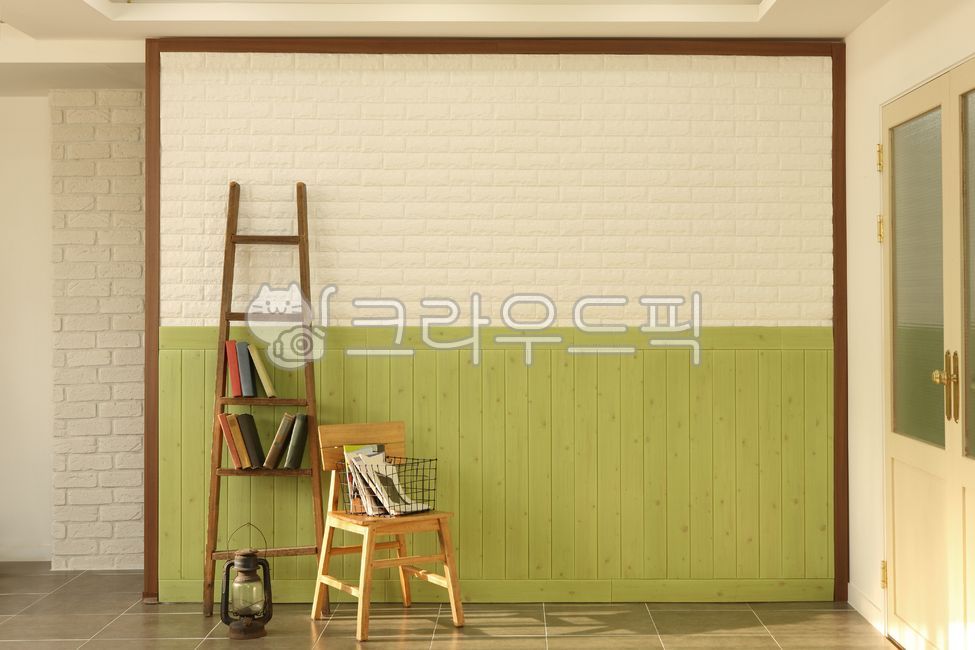 벽면,카피스페이스,인테리오공간,문,건축,실내벽면,interior,room,studio,floor,livingroom,rentalstudio,modernarchitecture,원룸,바닥,거실,렌탈스튜디오,현대식건축,인테리어,인테리어디자인,interiordesign,indoors,실내,방,flooring,couch,사다리,책꽂이,등,조명,램프,furniture,가구,chair,의자,인테리어,실내디자인,interior design