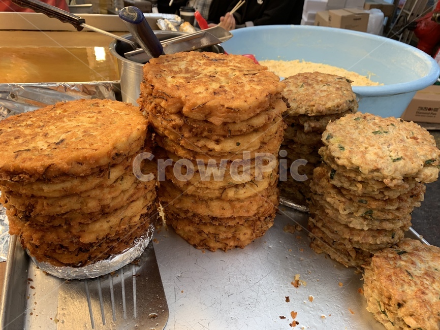 빈대떡,광장시장,시장,음식,전,음식,식재료,요리,food,cook,meal,dishes,food reserves,한식,한국음식,한국요리,korean food,korean dishes,korean meal,korean cook