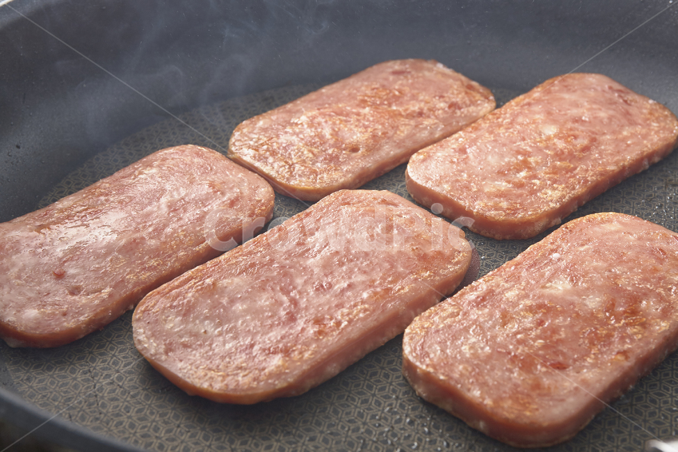 spam,반찬,구운햄,한식,koreanfood,밥도둑,food,식품,스팸,햄,요리,pork,돼지고기,빵,조리,치팸,팬,후라이팬,굽기,음식,밥,쌀,쌀밥,따뜻,음식,식재료,요리,food,cook,meal,dishes,food reserves