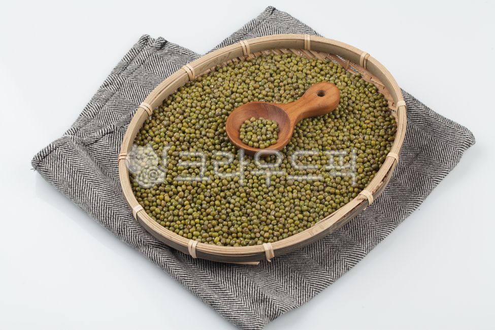 녹두,녹두전,빈대떡,곡식,잡곡,식품,음식,건강,식물,그릇,숟가락,mungbean,pancake,grain,multigrain,foodwind,food,health,healthfood,plant,bowl,spoon