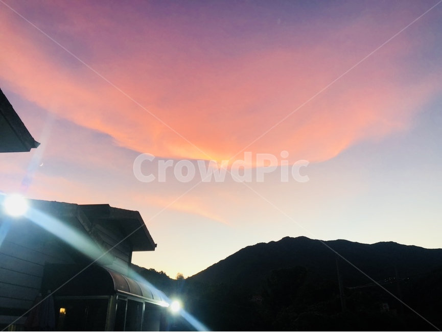 하늘,붉은노을,노을,노을지는하늘,석양,구름,노을빛,저녁,낙조,sky,sunset,settingsun,eveningsun,붉은하늘,아름다운하늘