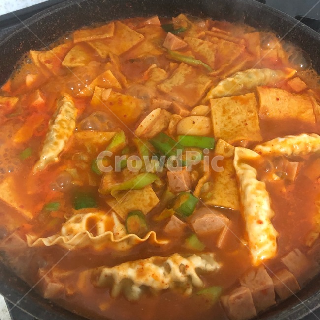 떡볶이,매운,직접만든,라볶이,만두,햄