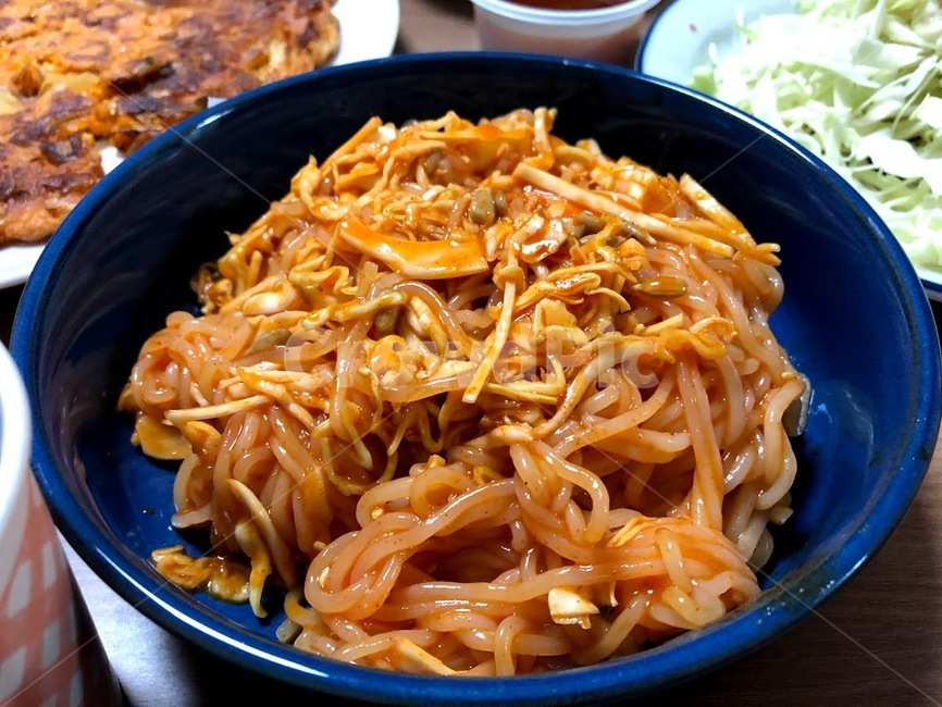 쫄면,식당,야식,혼밥,술안주