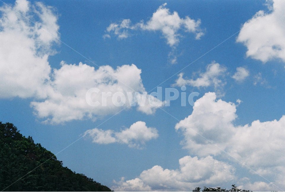 하늘,구름,뭉게구름,맑은하늘,솜사탕,흰구름,sky,cloud,산,풍경,자연,풍경,nature,landscape,outdoors,옥외,azure sky,푸른 하늘