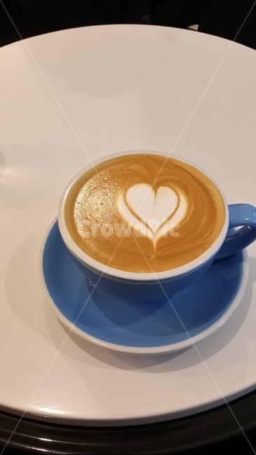 카페라떼,카페,커피,머그잔,핸드폰배경화면