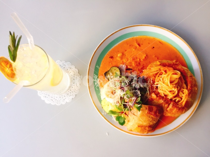 빵속토마토스파게티,토마토스파게티,빵,양식,음식,요리,food,cook,음식,식재료,요리,food,cook,meal,dishes,food reserves,면류,면요리,noodles,양식,서양음식,서양요리,western food,western dishes,western meal,western cook,음료수,drink,beverage