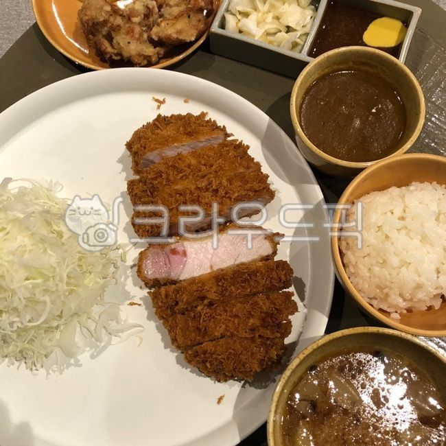 돈카츠,돈까스,일식돈까스,일식,돼지고기,튀김요리,dish
